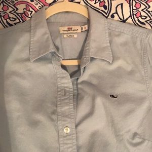 Vineyard vines light blue button up